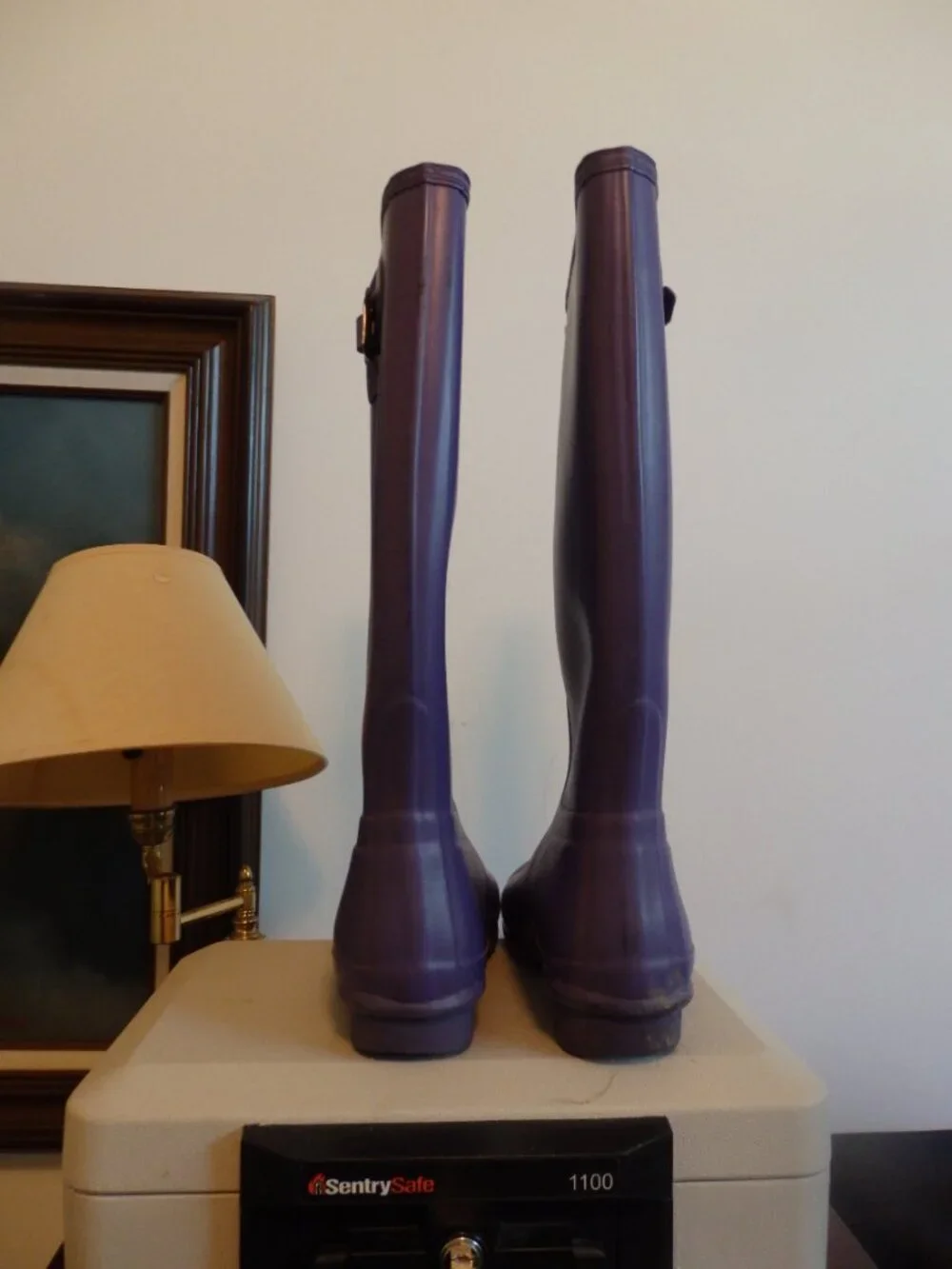 Genuine HUNTER tall PURPLE rain boots Wellies US woman 9  GUC